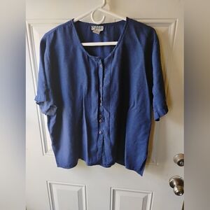 Casual Blue Button Down Shirt with Relaxed Fit